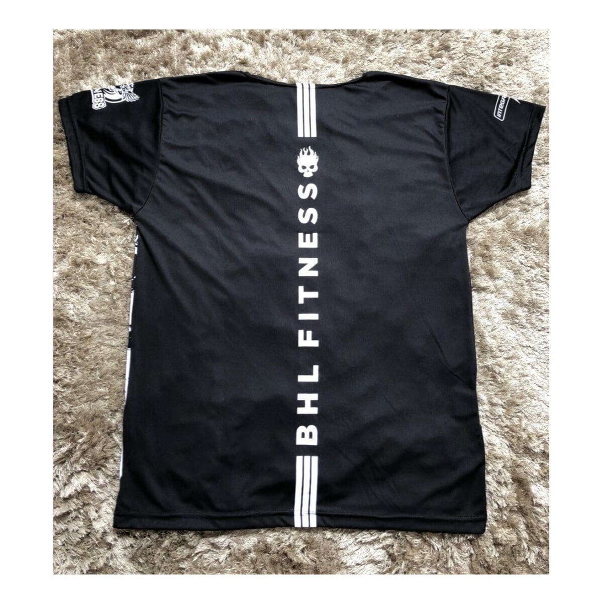 Camiseta Gola Canoa (Preta) - BHL Fitness - Imagem 2